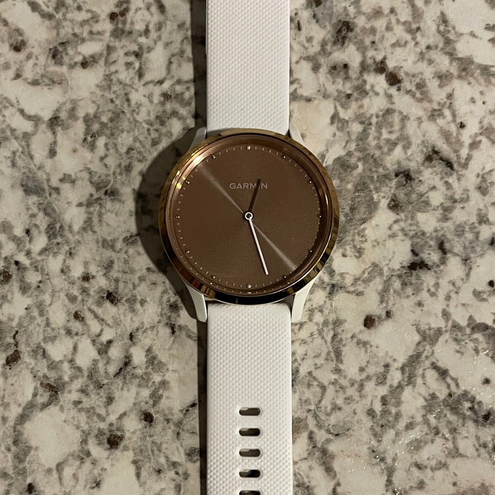 Garmin vivomove HR smart watch